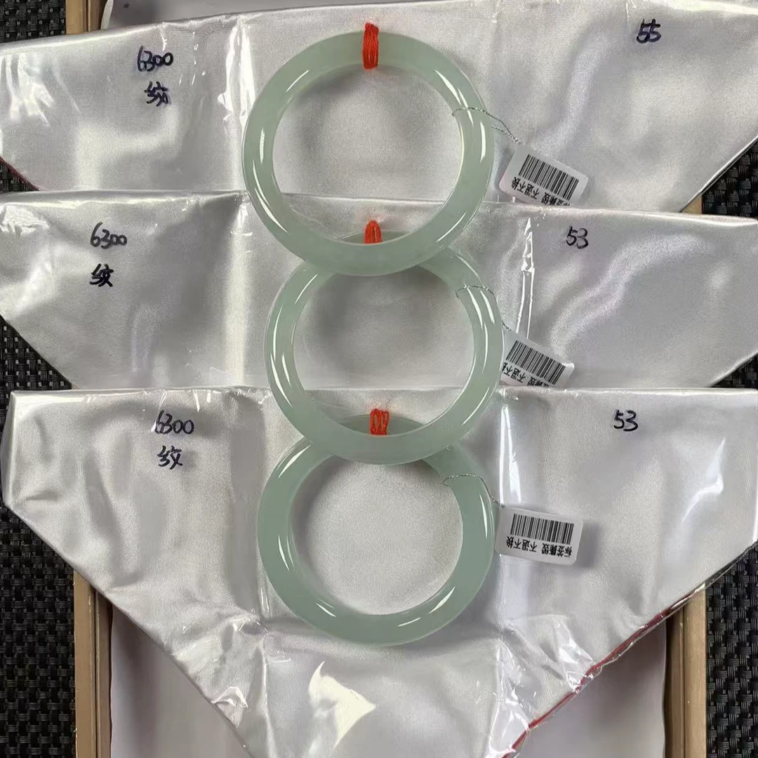 天然缅甸翡翠A货多样性发货，发一件