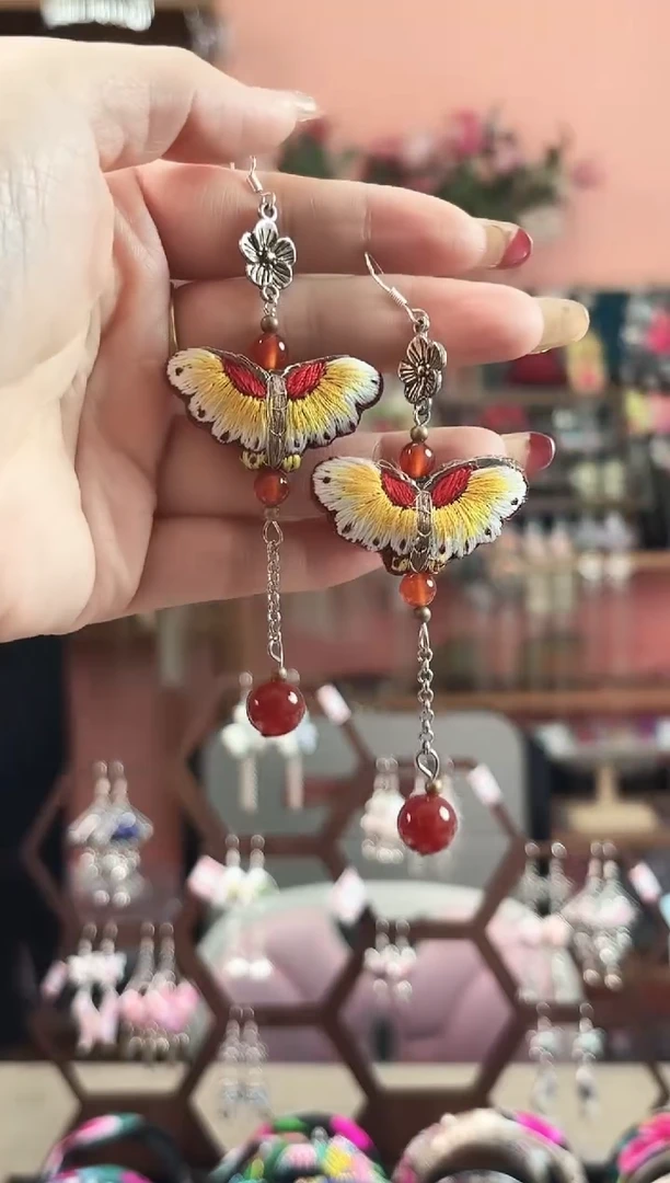 艺枝独绣手工饰品255