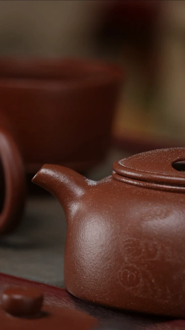 茶壶紫砂猫****鼠胭脂红牛盖