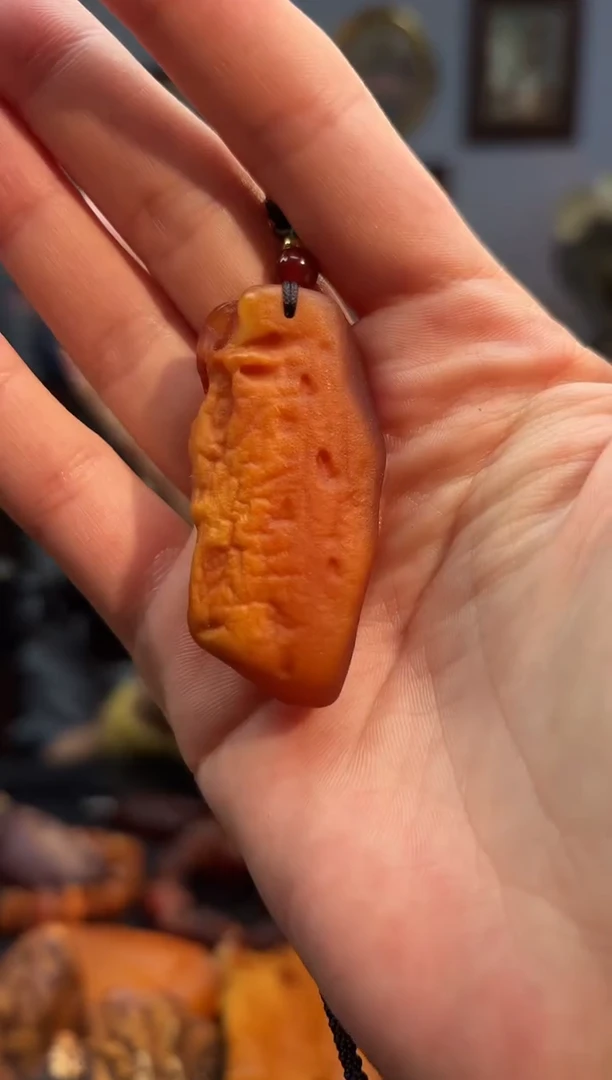 琥珀颈饰未镶嵌吊坠