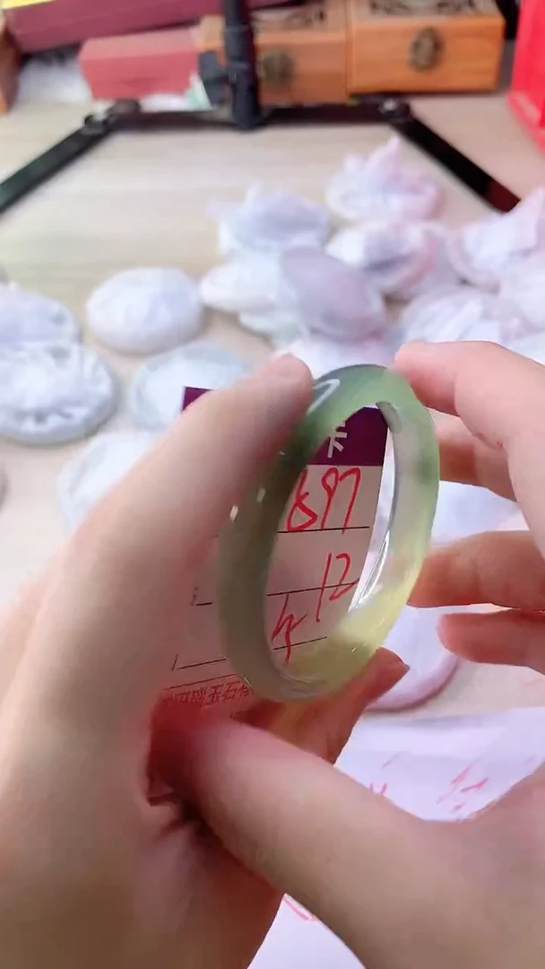 手镯玛瑙/玉髓未镶嵌597