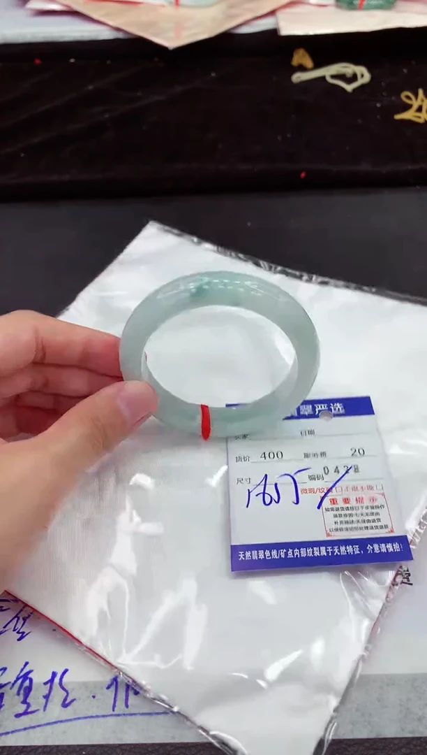翡翠手镯未镶嵌11111111111111
