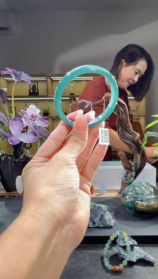 未镶嵌手镯翡翠54圈