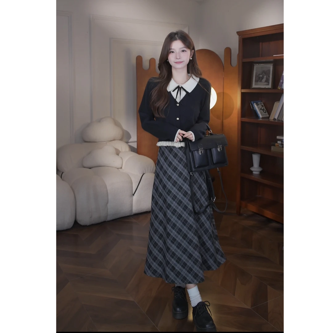 鹿向南【初雪周刊】秋季新款韩系慵懒学院假两件毛衣显瘦套装女