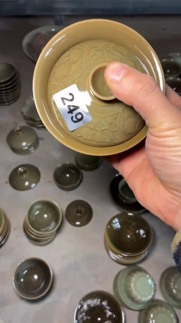 耀州窑仰山凤衔牡丹盖碗微瑕249