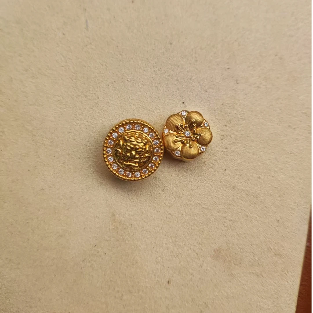 足金999  黄财财点钻小花配件