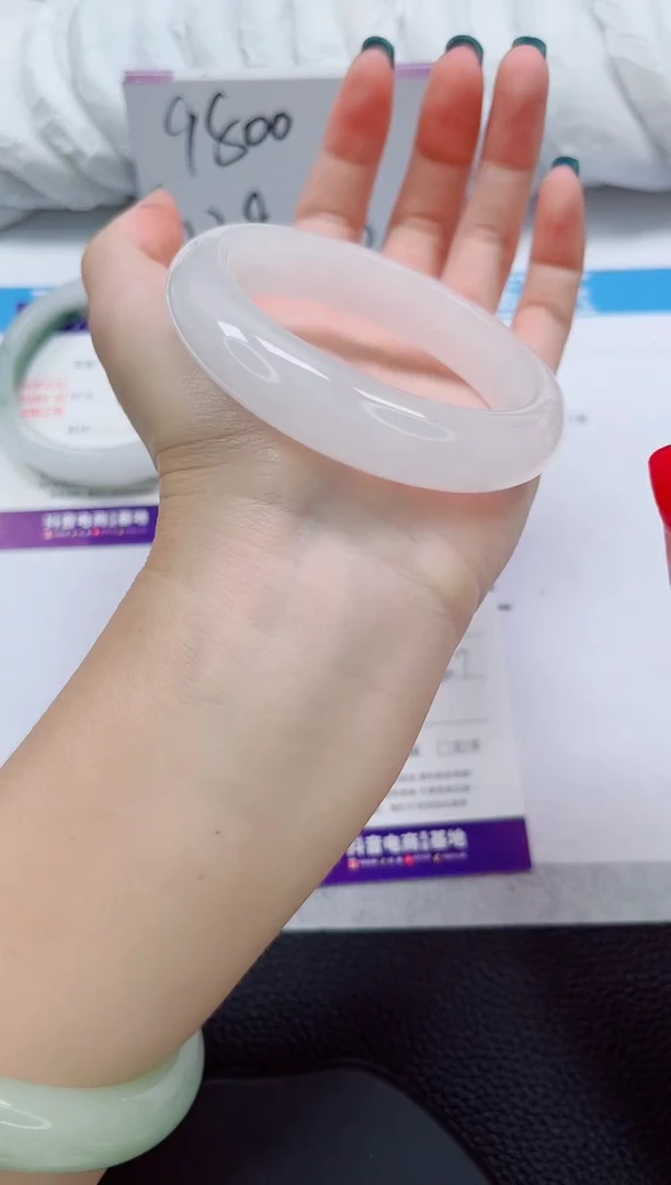未镶嵌手镯石英质玉143-55/56