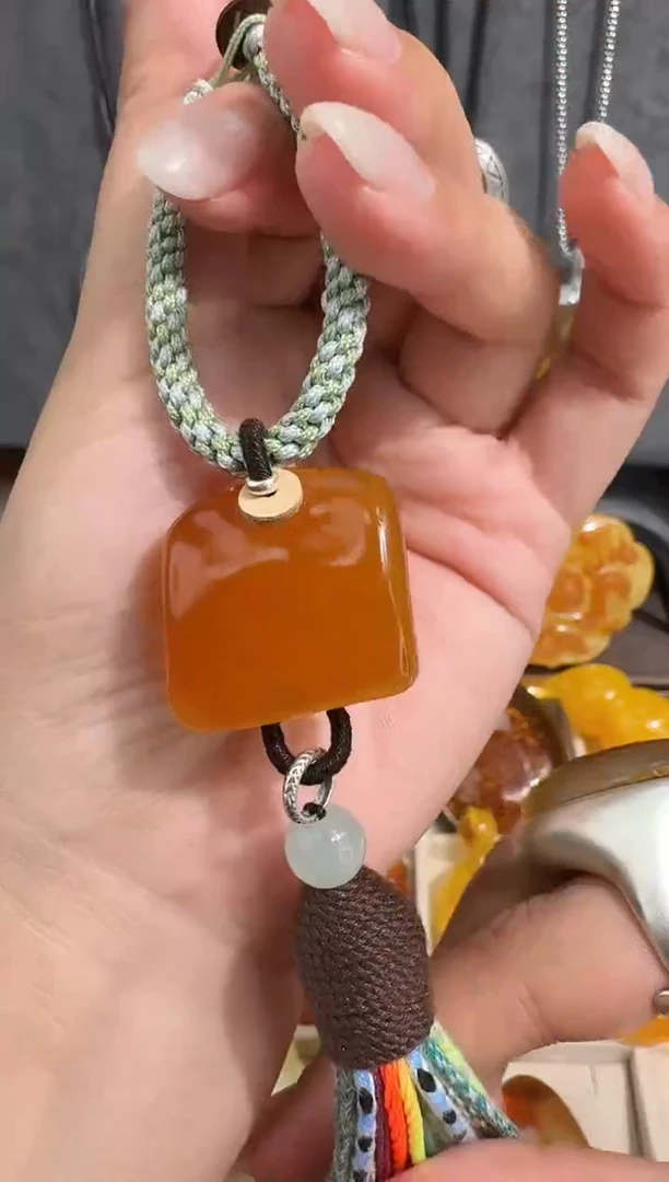 裸石琥珀未镶嵌琥珀