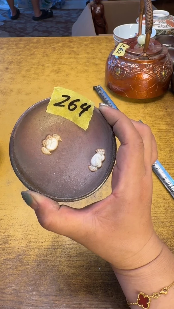 瓷器瓷瑕疵老破旧264螃蟹杯