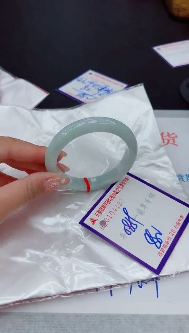 翡翠手镯未镶嵌1111111111