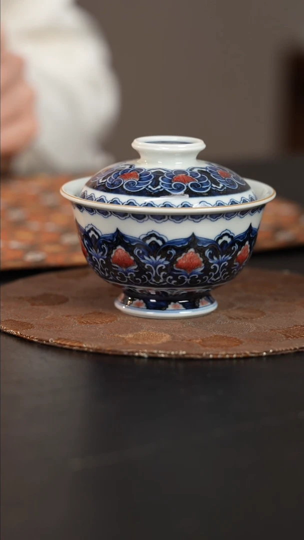 【闪购商品】杯屹朴青花釉里红仿明系列花舞大唐盖碗