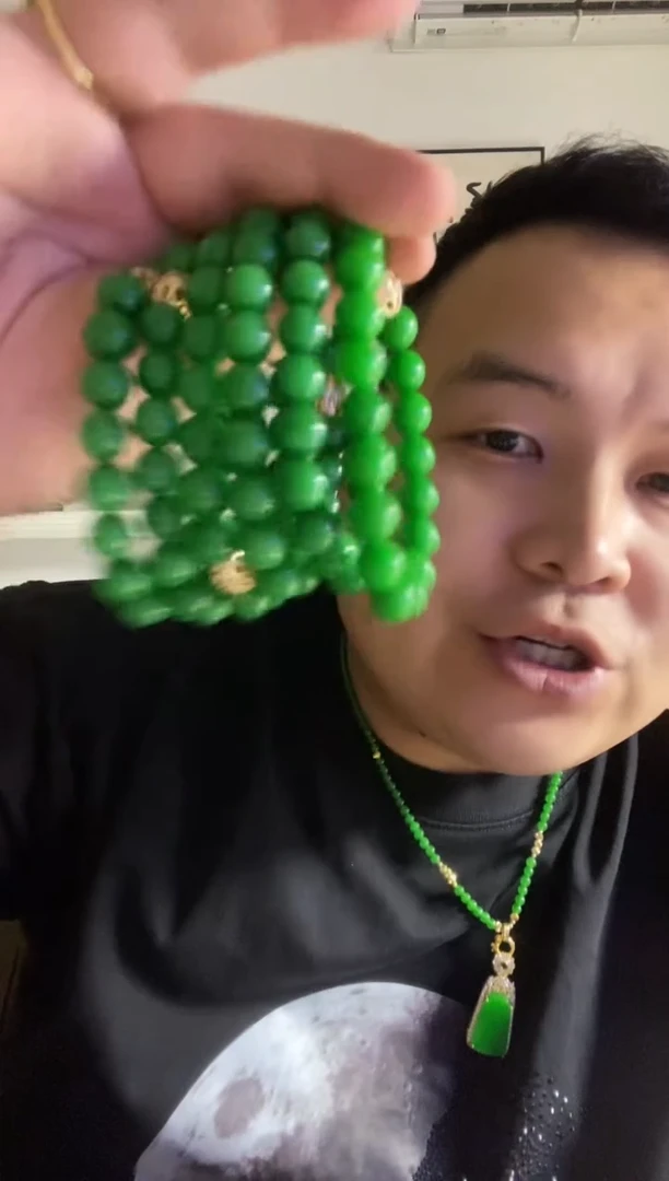 翡翠未镶嵌颈饰146手串