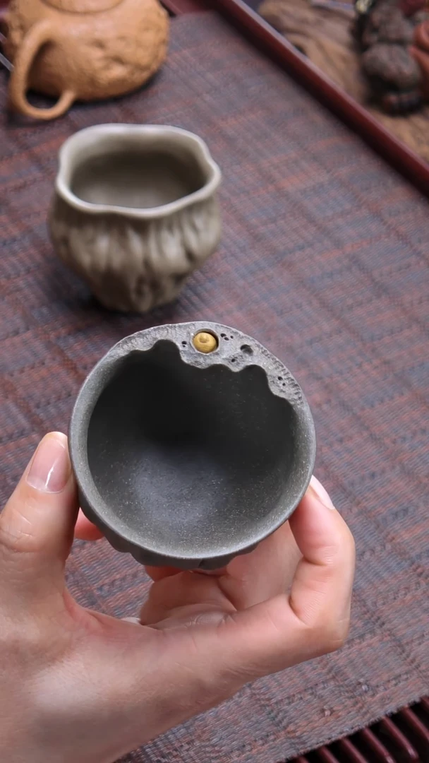 【闪购商品】紫砂茶杯张月《小青莲子杯》