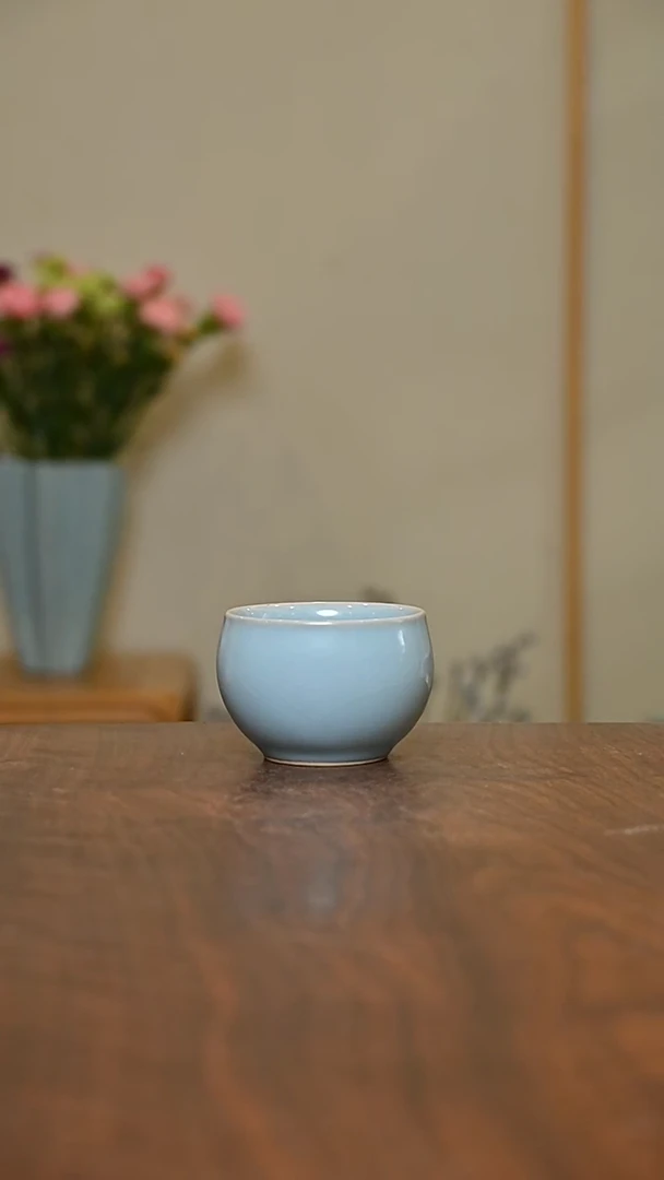 缸杯 天青 微瑕 朱家汝窑款