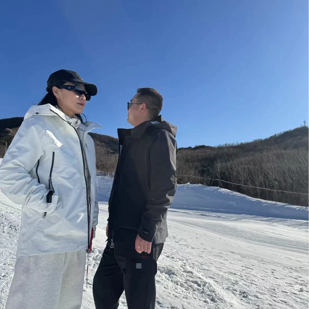 黑白纯色冲锋衣+内胆2件套