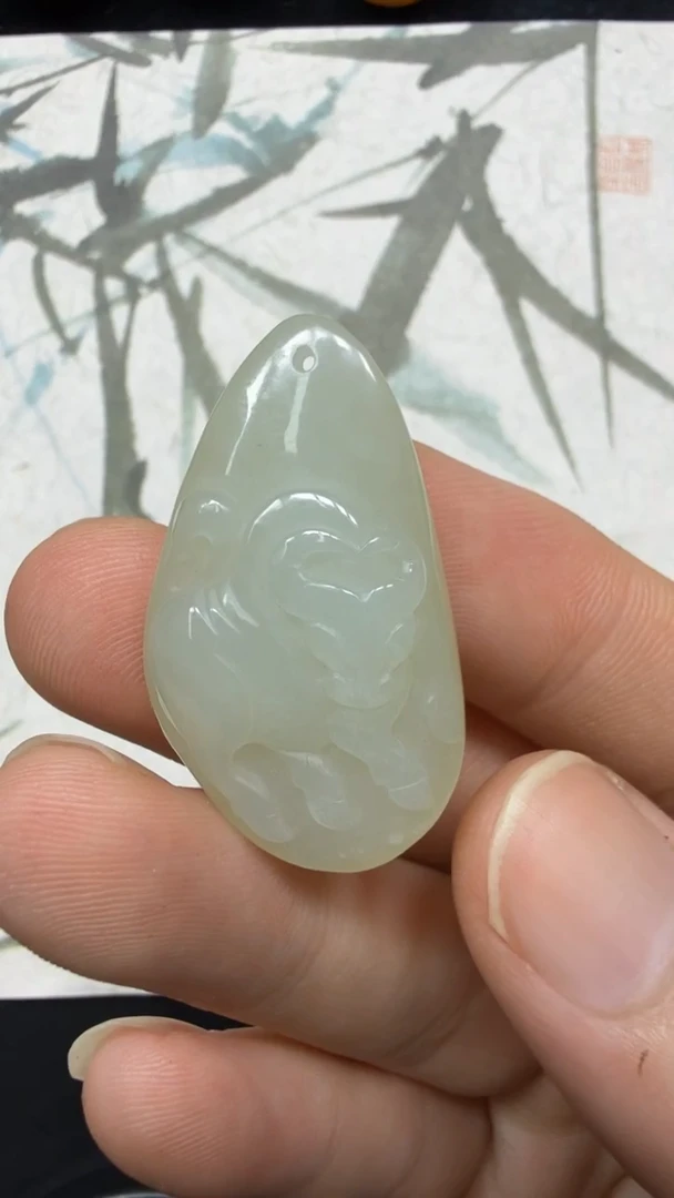 和田玉未镶嵌吊坠(不含链)624生肖牛