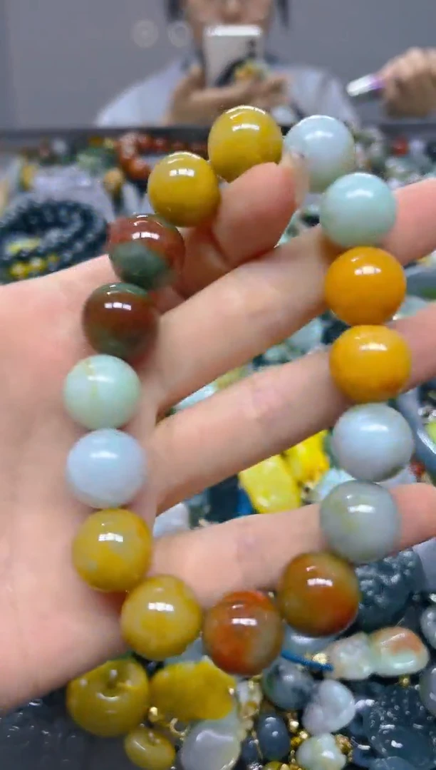 颈饰未镶嵌翡翠13MM/ N /翡翠A货，一件也是批发价