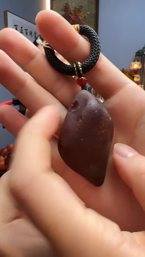 琥珀颈饰未镶嵌挂件