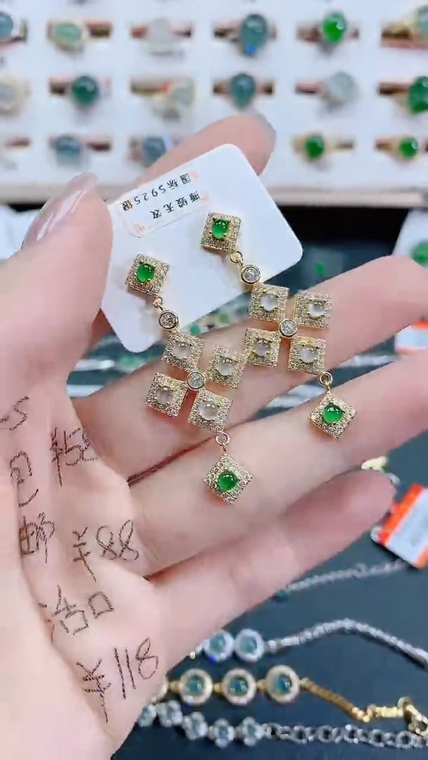 银S925镶嵌翡翠耳饰天然翡翠