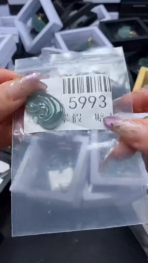 吊坠(不含链)未镶嵌翡翠5993