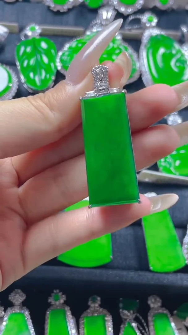 颈饰银S925镶嵌翡翠11