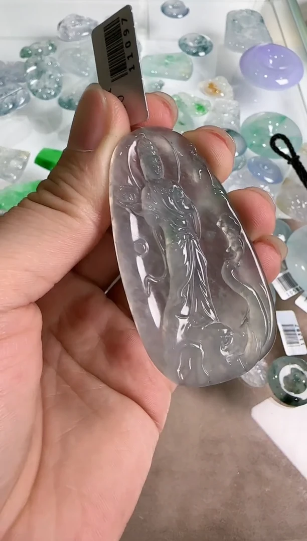 【闪购商品】翡翠吊坠(不含链)未镶嵌··