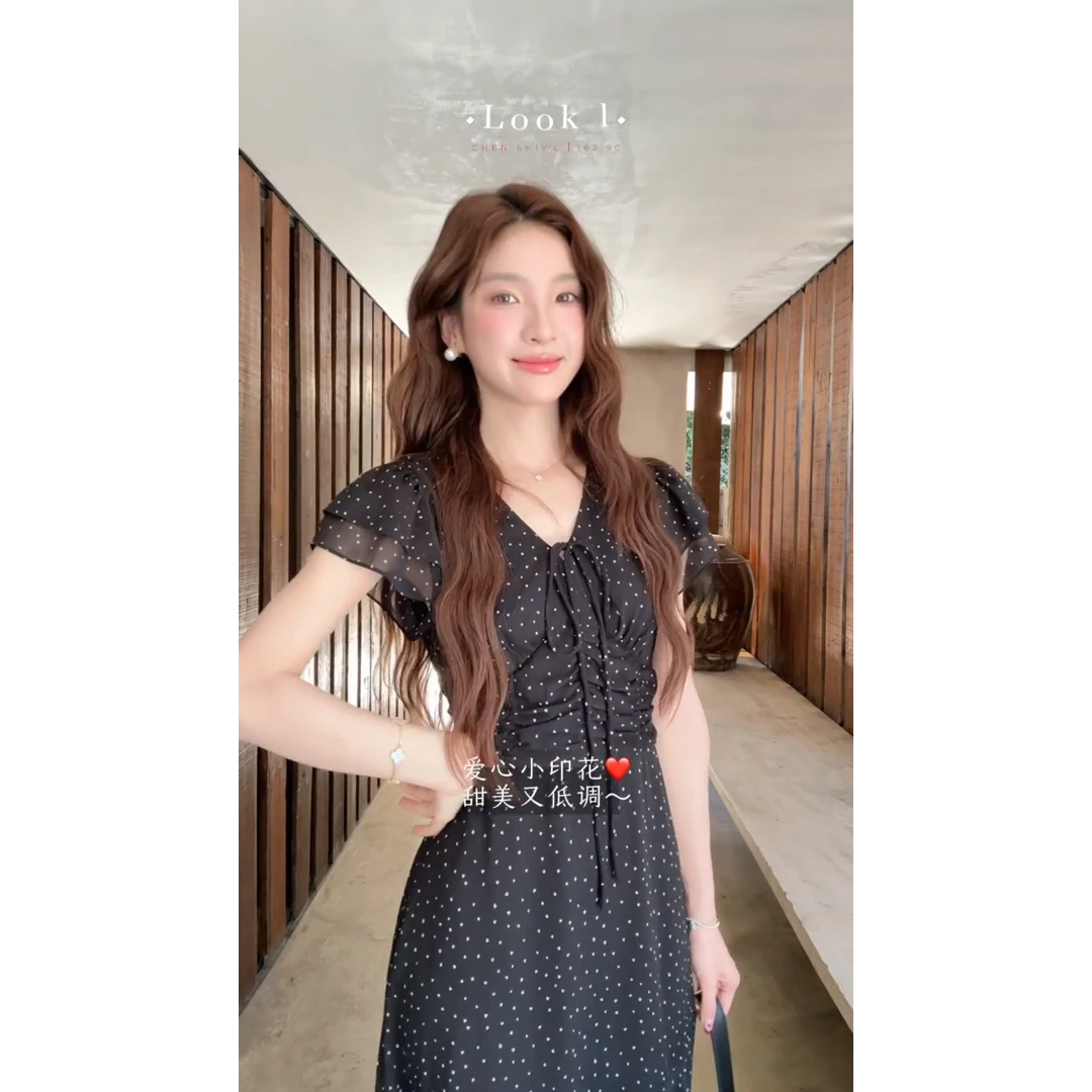 MARIE.COCO韩系温柔甜美风系带V领连衣裙女夏季别致印花显瘦长裙