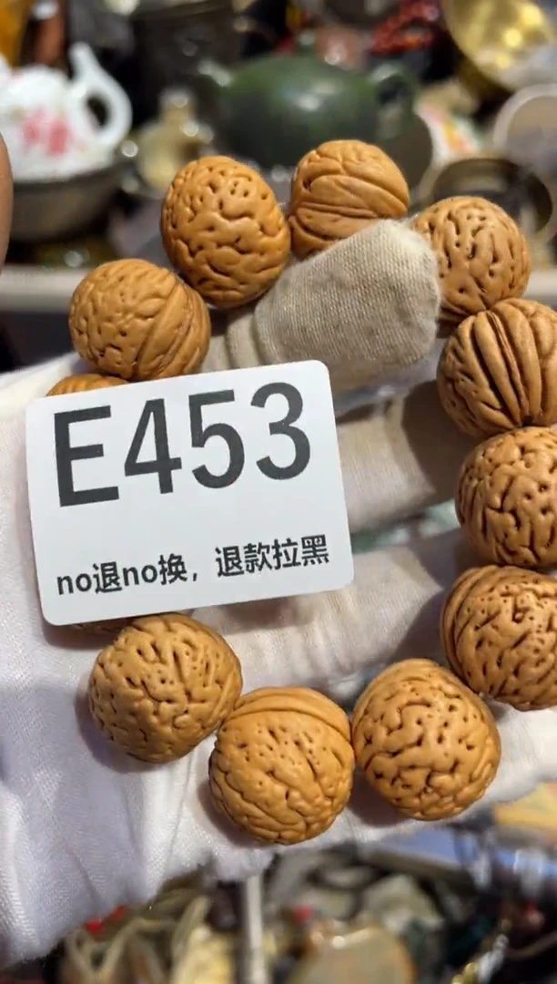 瓷片安*清表姐直播所见所得