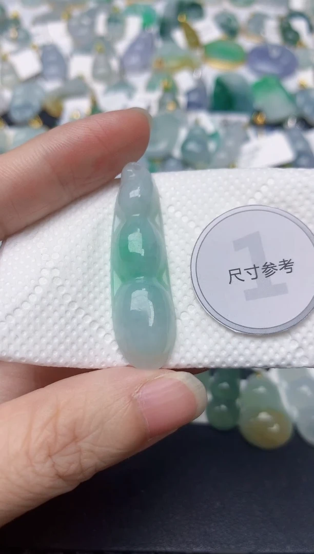 颈饰未镶嵌翡翠天然缅甸A货翡翠