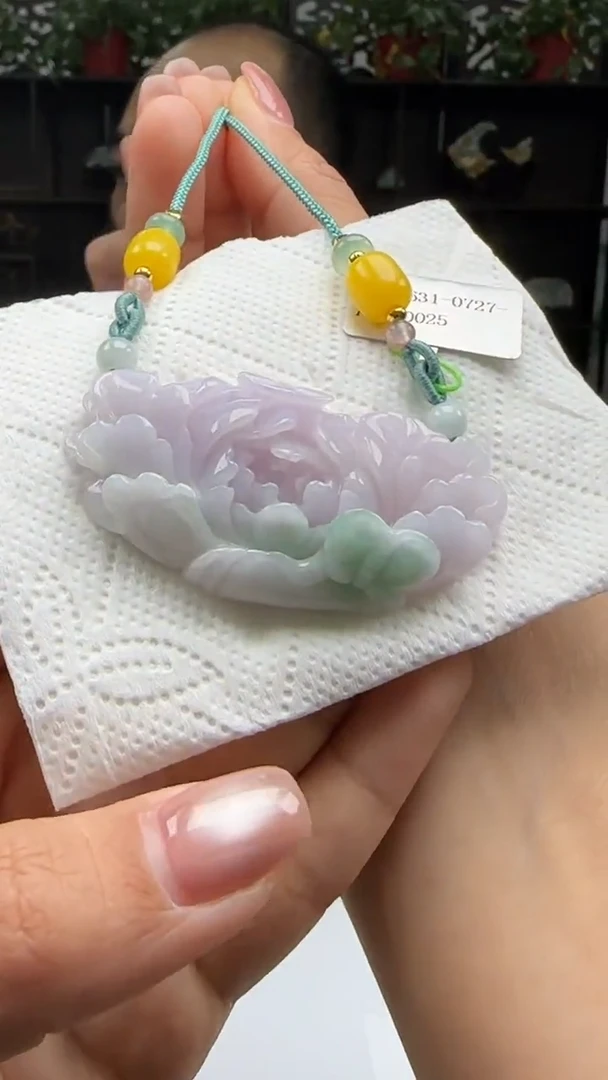 【闪购商品】翡翠颈饰未镶嵌天然翡翠A货吊坠