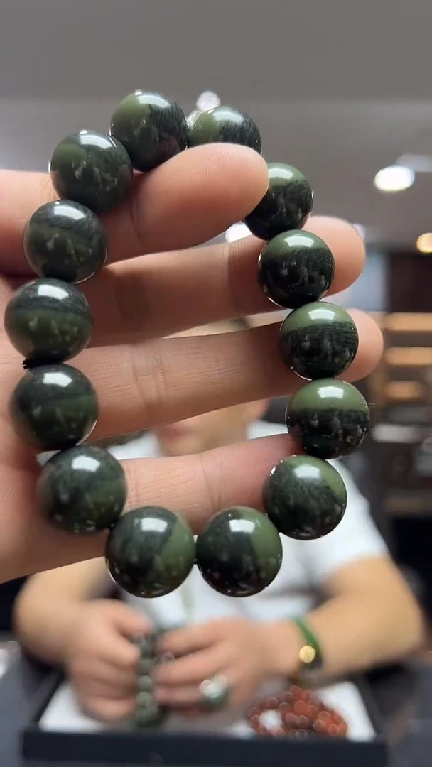 未镶嵌手链和田玉聚宝盆-多样性发货其中发一