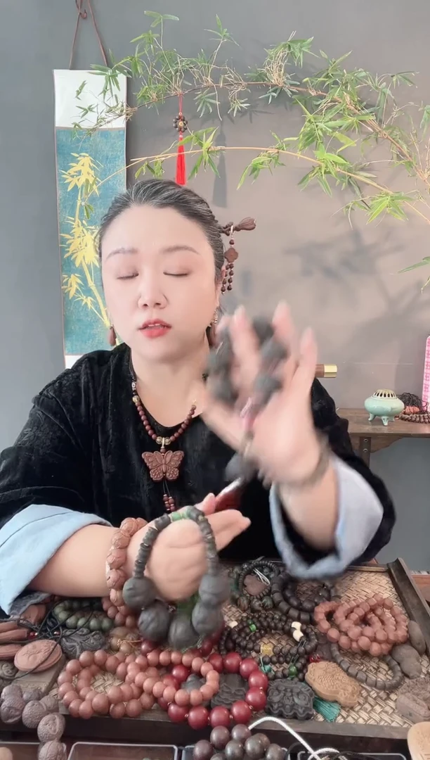 珠串栀子牛加玉兰手持