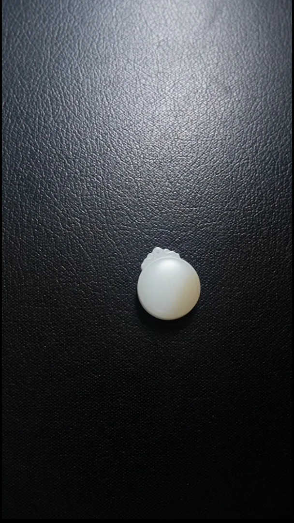 颈饰未镶嵌和田玉无事牌