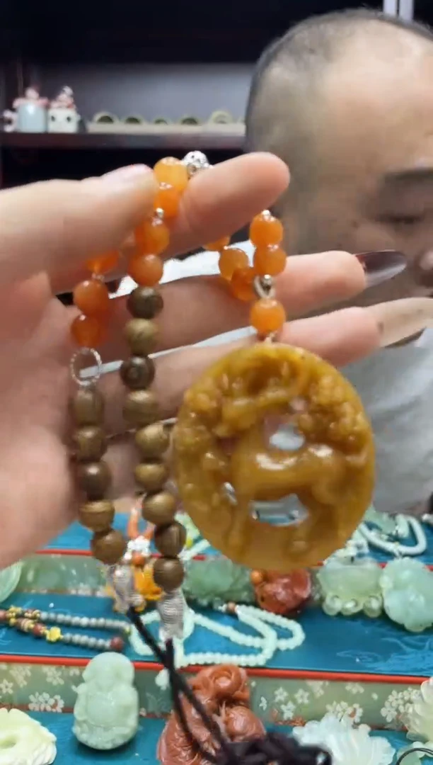 未镶嵌岫玉吊坠·