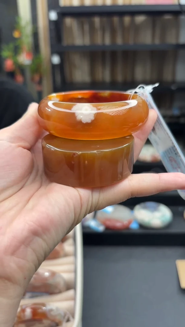 未镶嵌手镯石英质玉650(60圈赠送镯心)