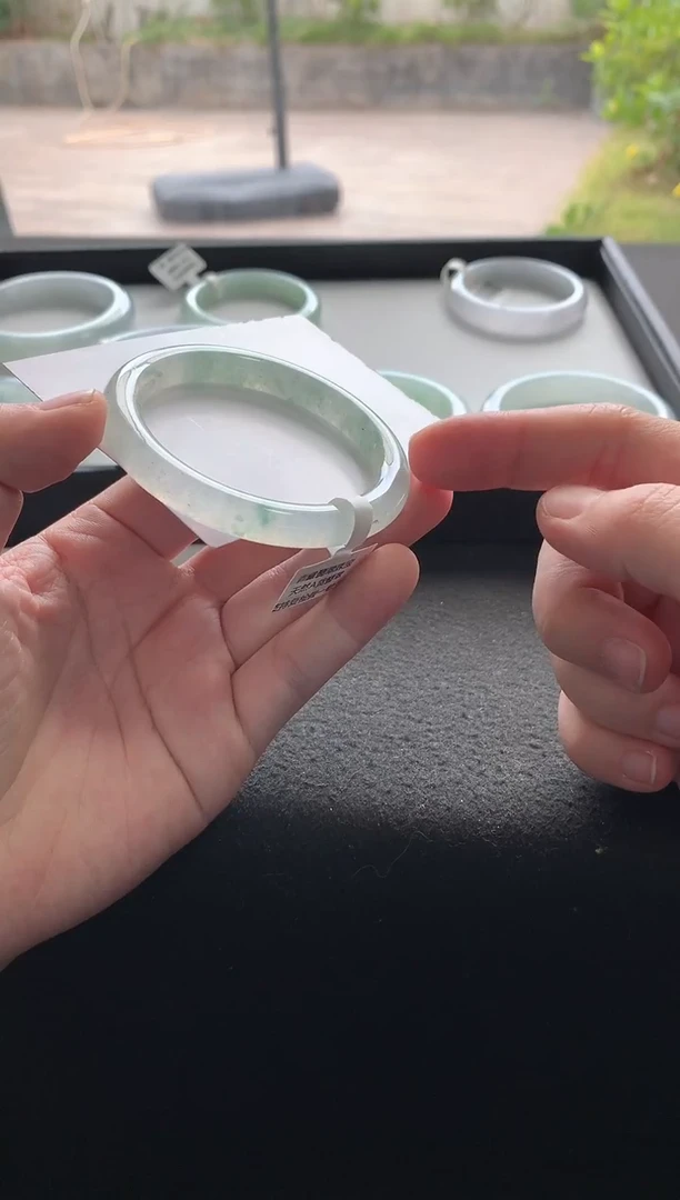 未镶嵌手镯翡翠52圆条Y4530买断