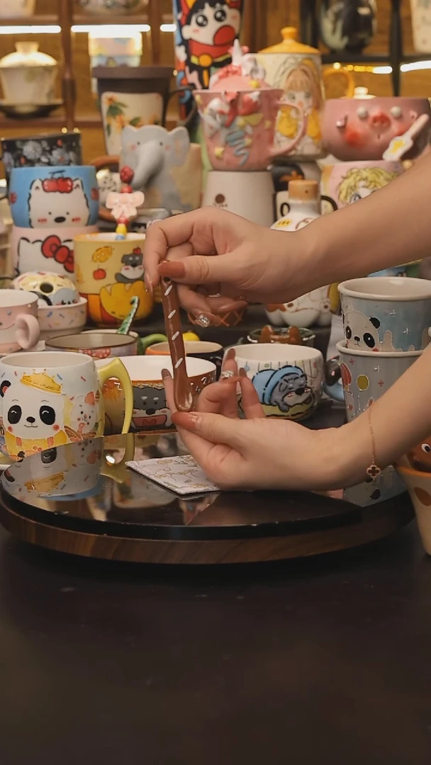 随机景德镇釉下彩绘设计师款式陶瓷