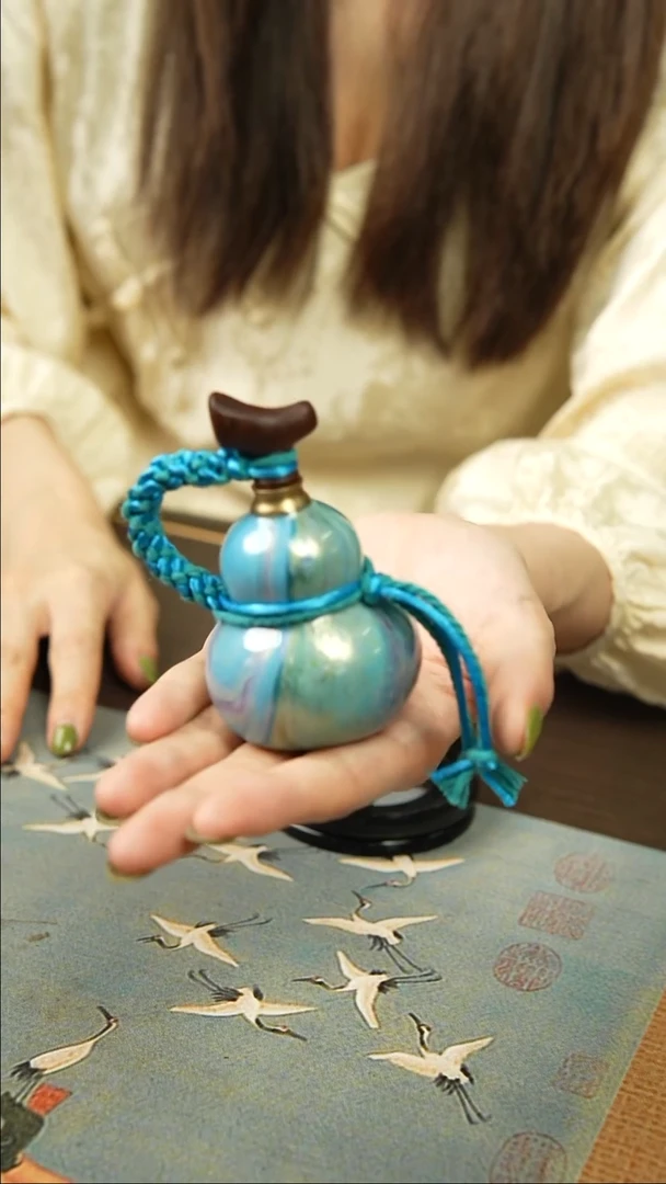 113号漂漆30ml开口小葫芦