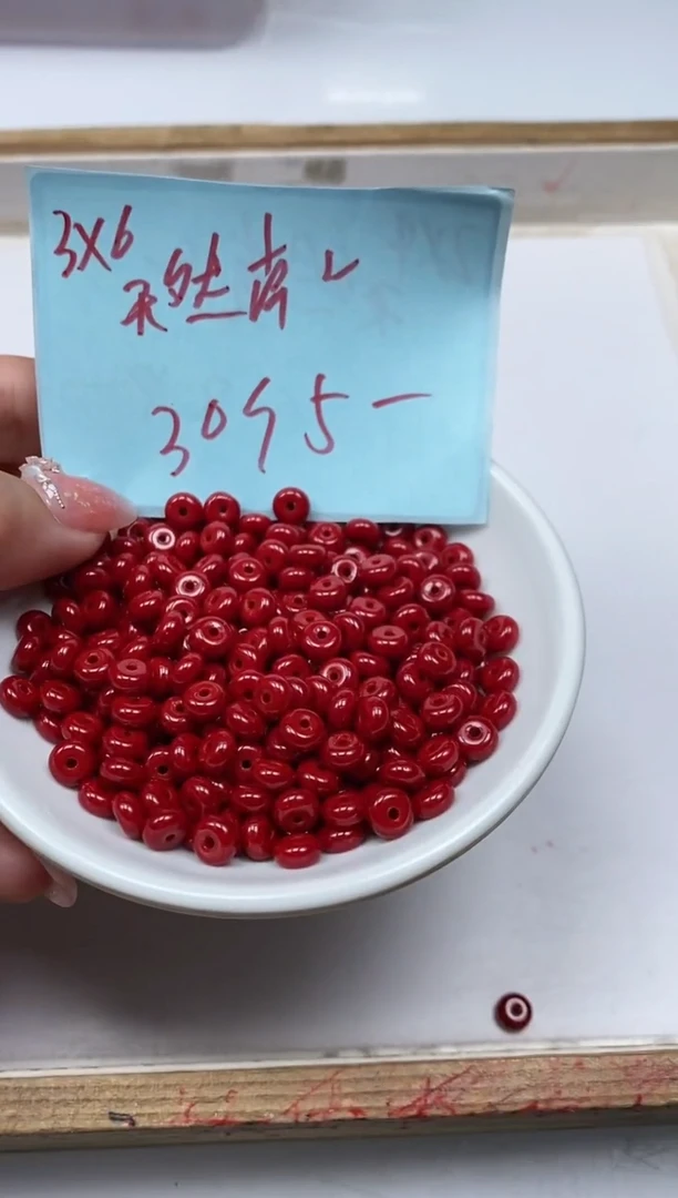 南红玛瑙散珠未镶嵌D11 锦红南红3*6mm30个5元