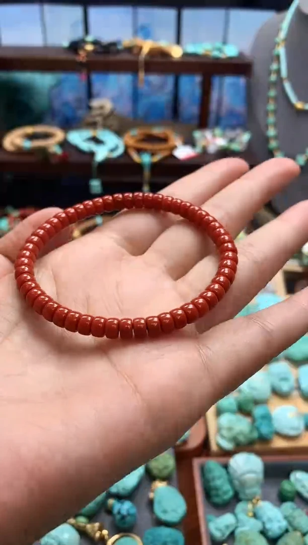 未镶嵌手链南红玛瑙春***?直切
