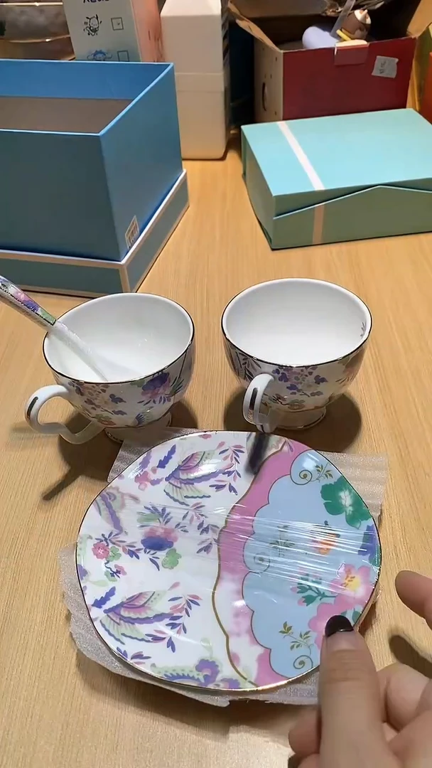 【闪购商品】瓷片锅碗瓢盆一件不剩