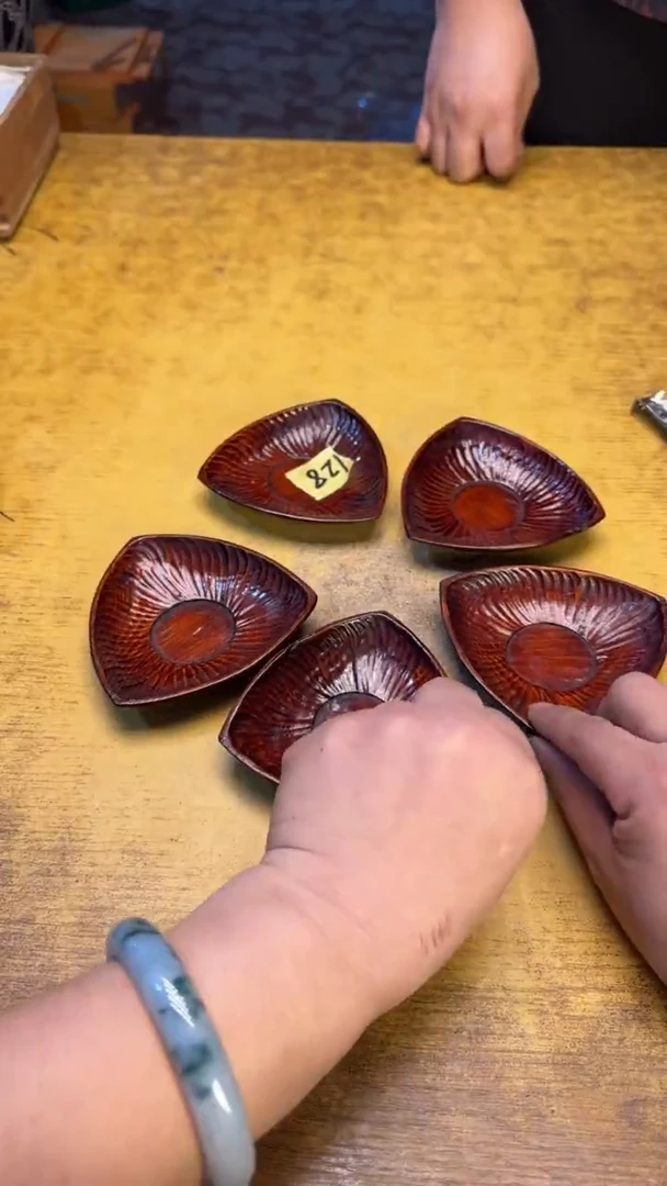 瓷器瓷器瑕疵破破128