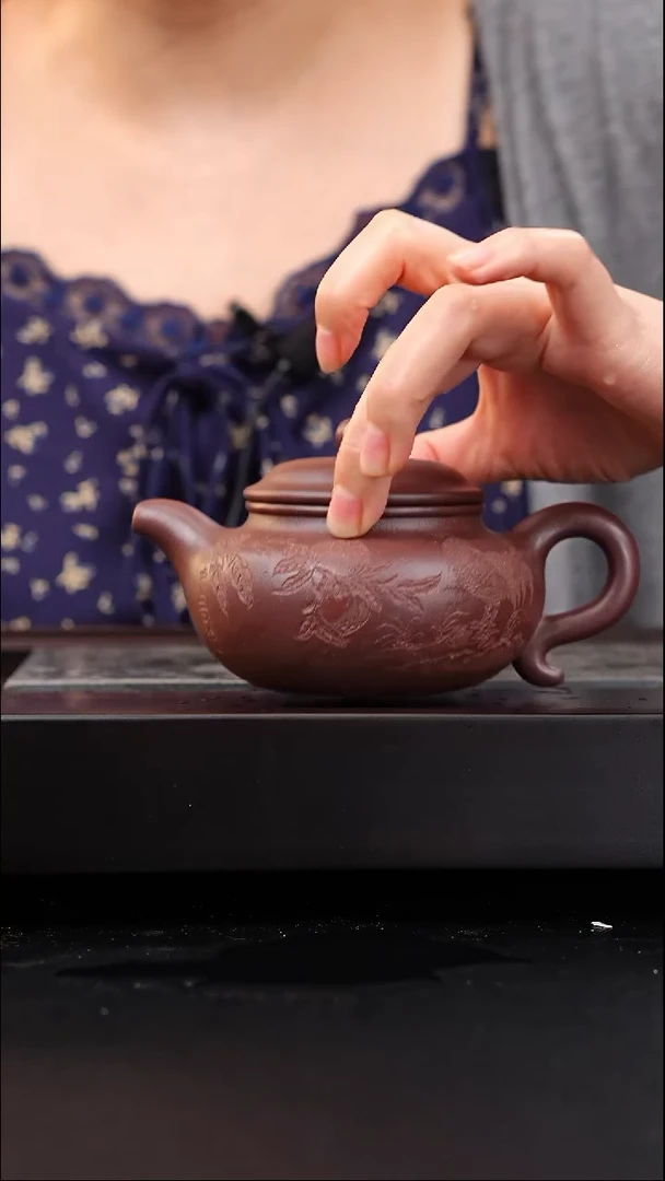 茶壶紫砂全手工四号井底槽青仿古刻绘290cc孙长祥