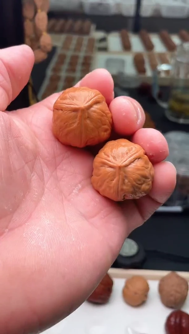 把件文玩核桃三牛筋三棱