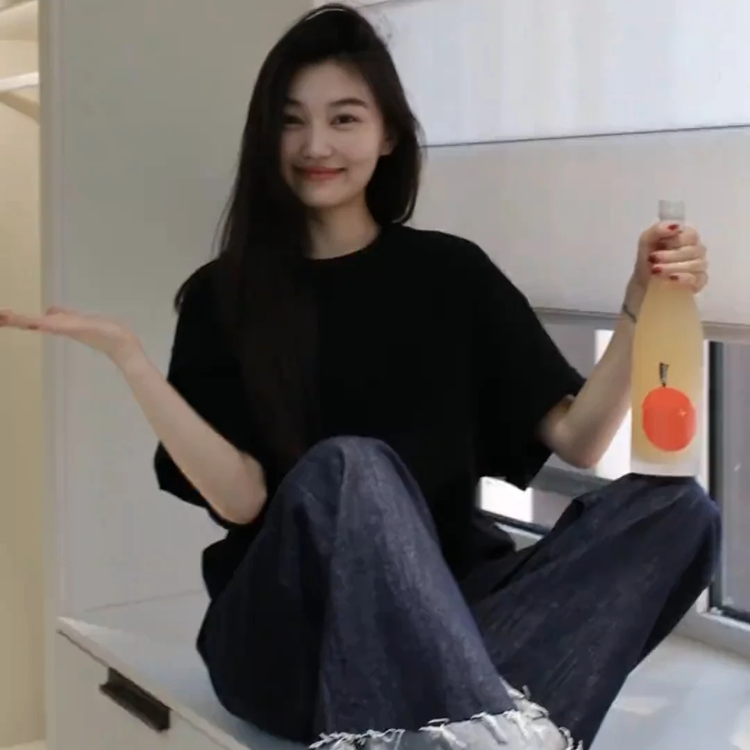 休闲风宽松时尚套装极简风短袖套装高腰圆领纯色上衣显瘦牛仔网红