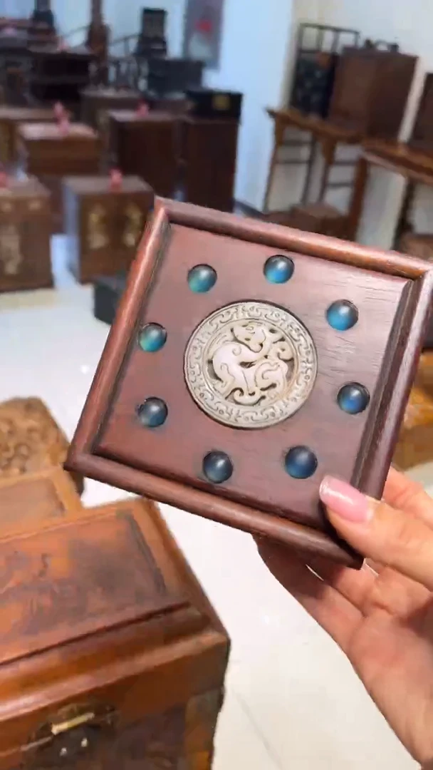 【闪购商品】木玉石镶嵌四方抽拉盒