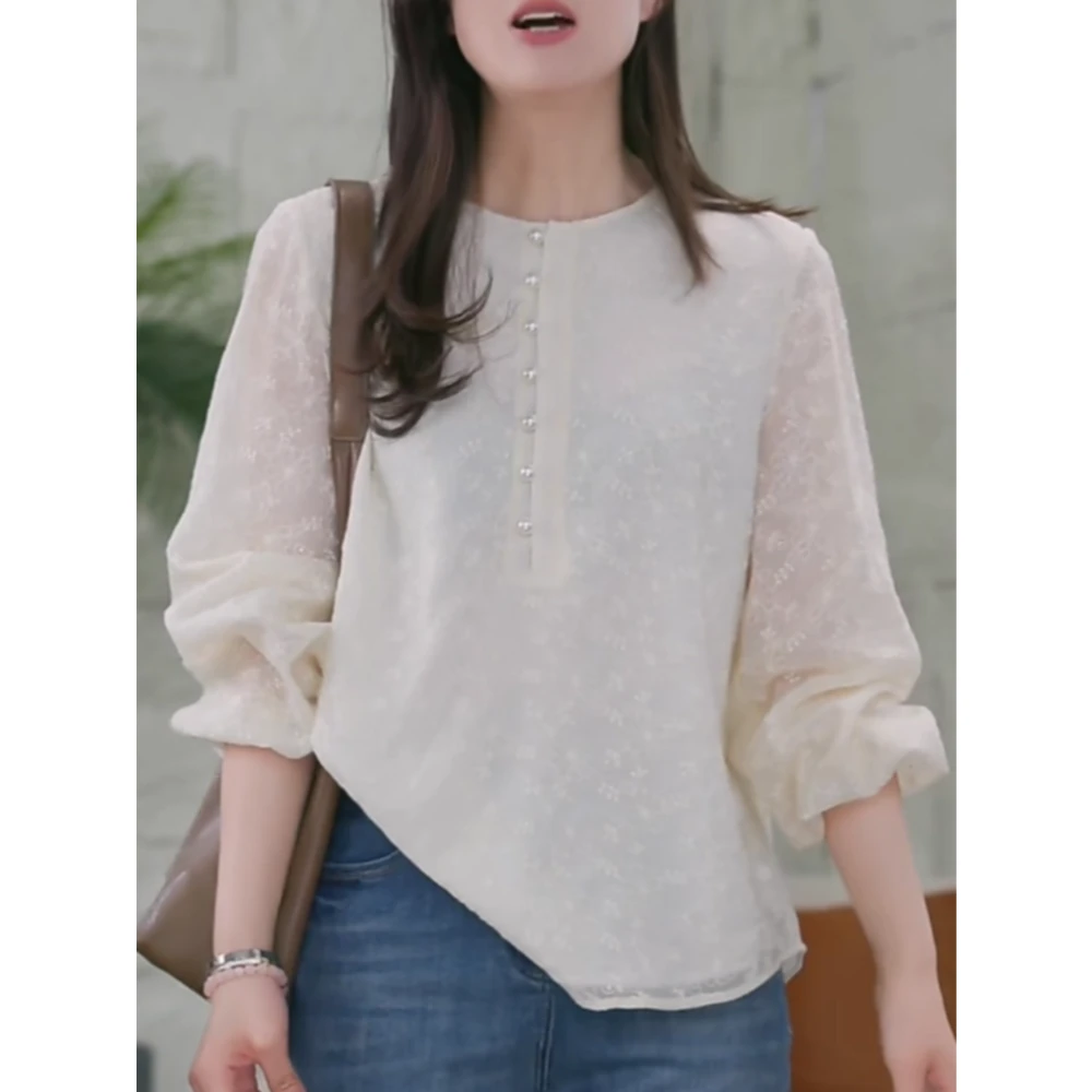 霖优圆领珍珠扣提花长袖衬衫女2025春季新款洋气气质百搭小衫上衣