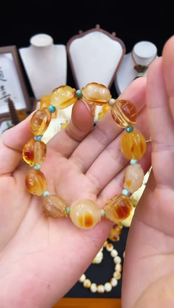 琥珀未镶嵌珠宝奇石艳*儿柒月