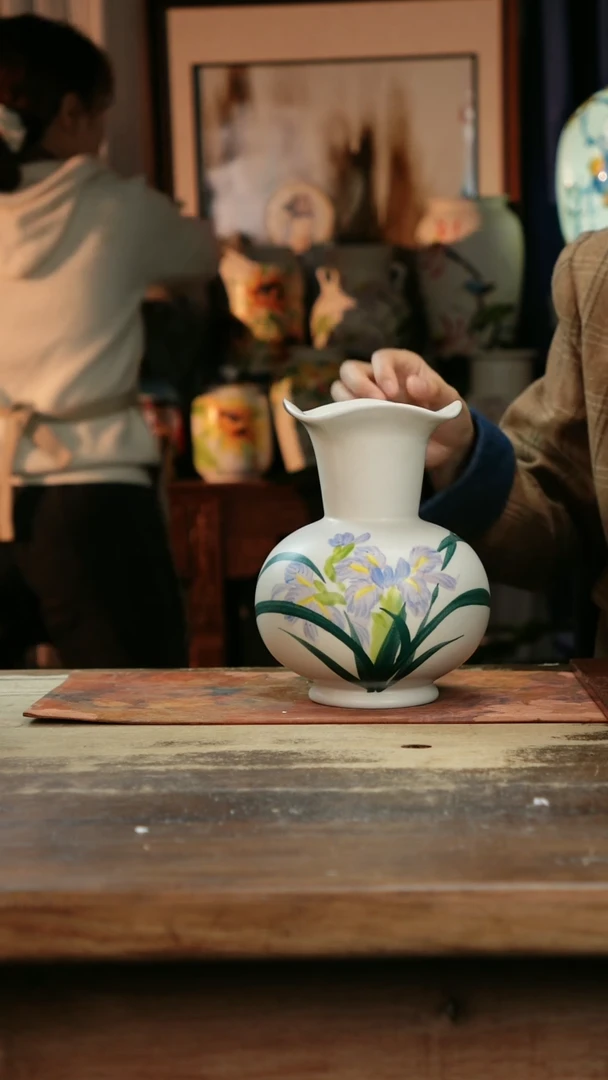 【闪购商品】瓷片景德镇纯手工釉下彩精品花瓶