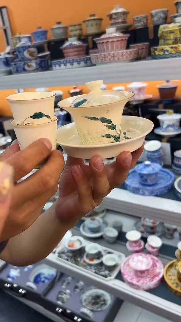 我们都在努力奋斗